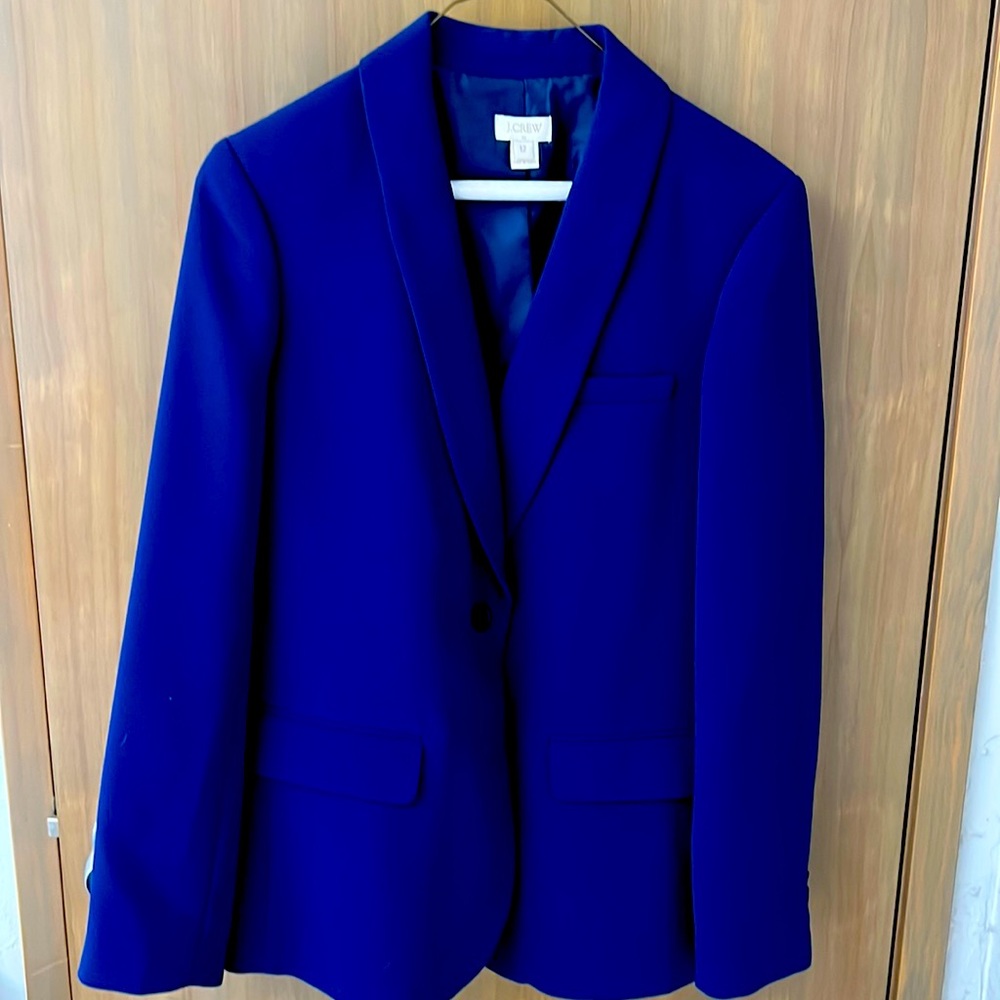 Dark navy blazer